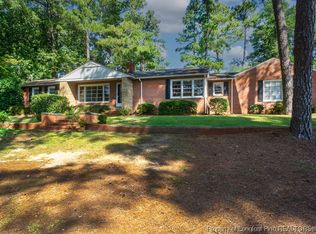 2712 Morganton Rd, Fayetteville, NC 28303