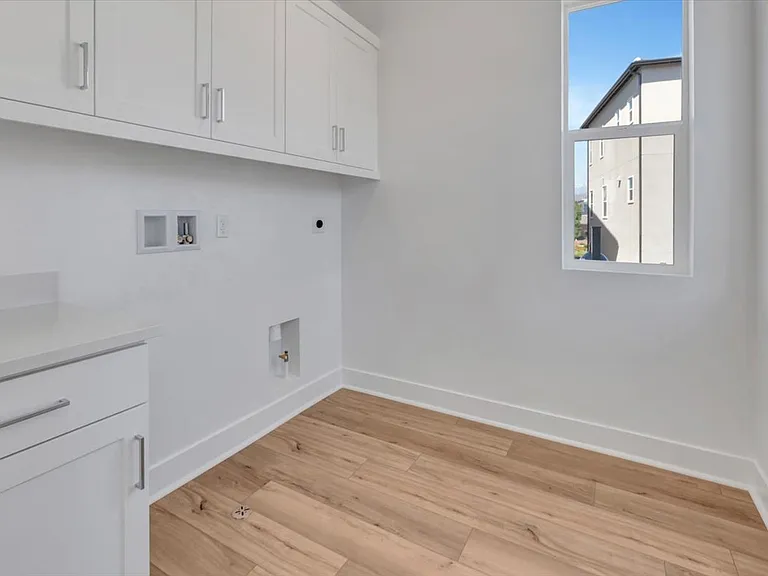 904 Chinon — Photo 19