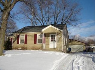 4932 N Glenaire Ct, Peoria Heights, IL 61616