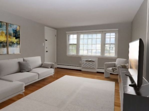 122 W Main St APT 5