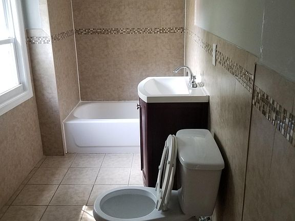 upstairs bathroom