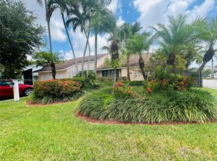 13205 SW 119th St, Miami, FL 33186