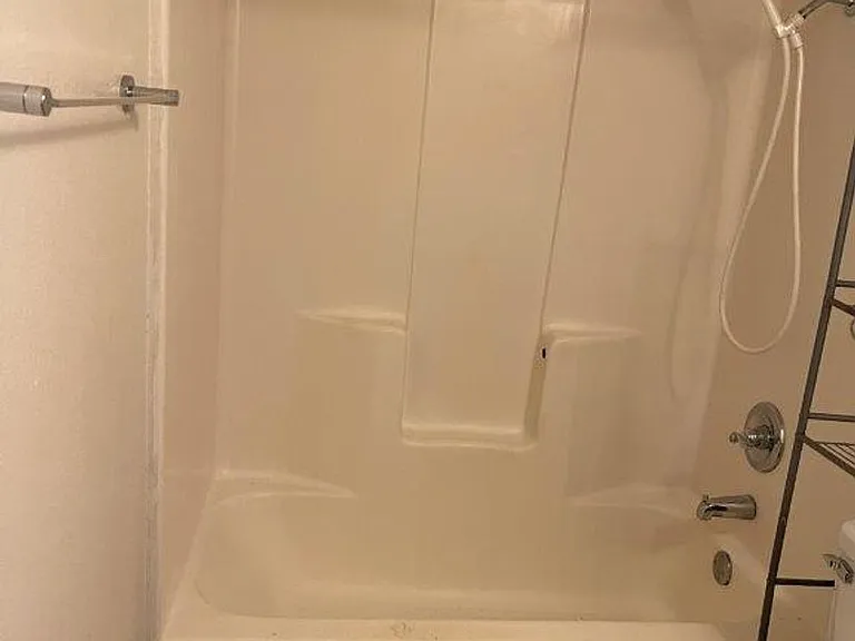 8509 S Drexel Pl — Photo 12