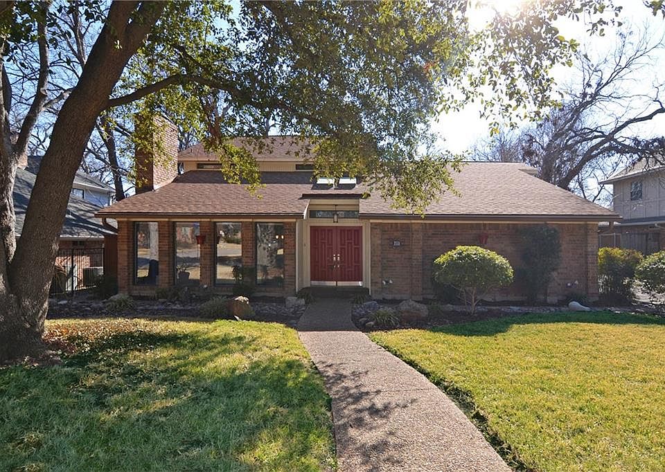 1st image of 621 Villawood Ln