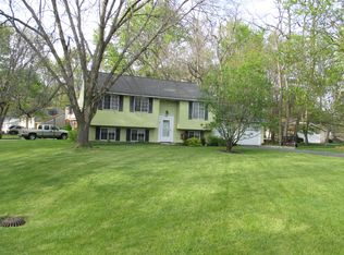 1581 Queens Ct, Painesville, OH