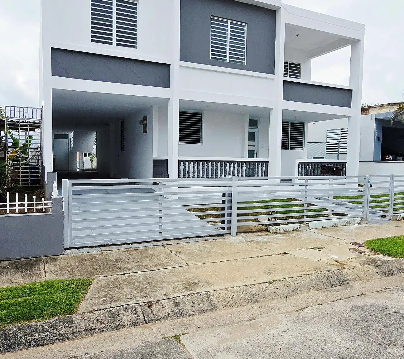 3 bed, 1.0 bath, 1500 sqft, $1,000 — Photo 3