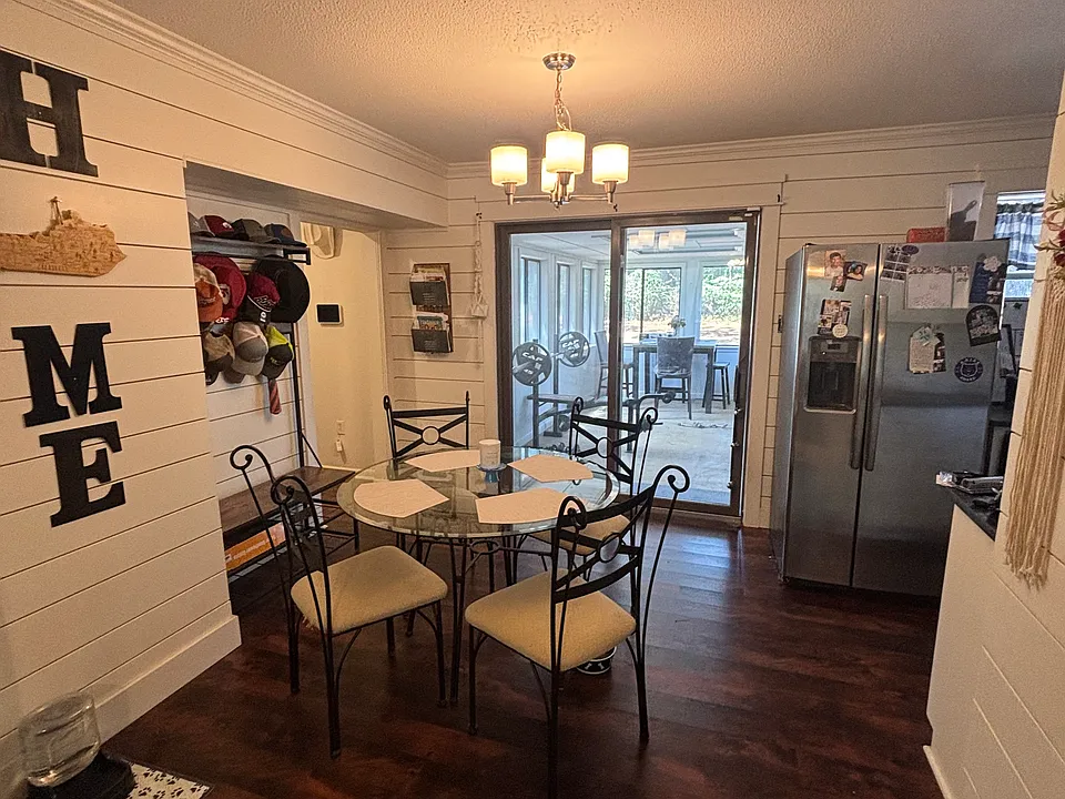 605 Clara Dr