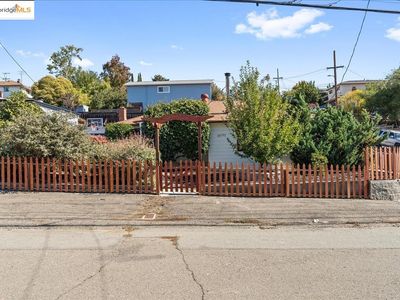 18592 Madison Ave, Castro Valley, CA, 94546