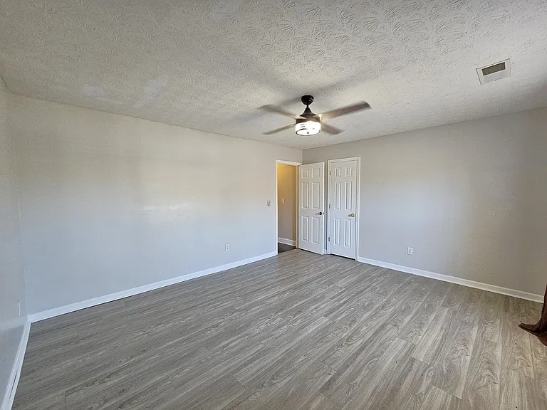 235 Circle Rd — Photo 24