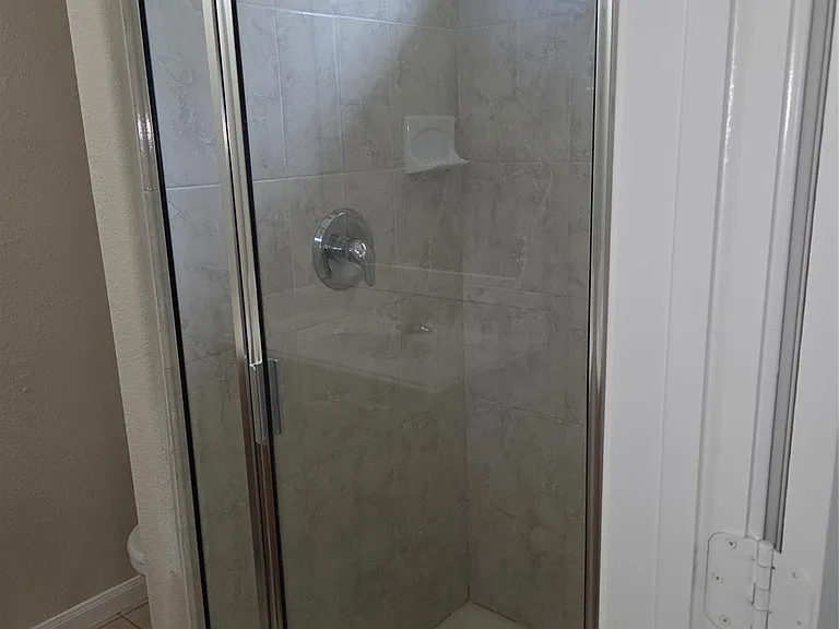 10015 Wiloak St #B — Photo 18