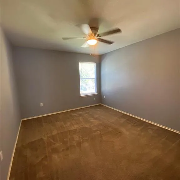 8718 Davis Oaks Trl — Photo 10