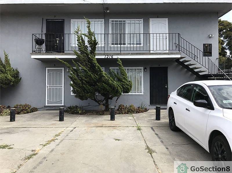 2nd image of 1216 73rd Ave