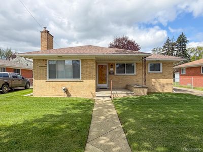 27323 Jean Rd, Warren, MI, 48093
