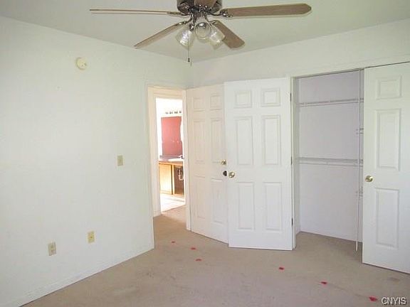 5th image of 230 Garfield Ave