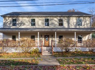 154 Park Ave, Dekalb, IL 60115