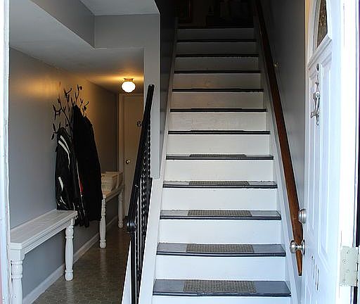 2nd image of 1317 Jeter Ave