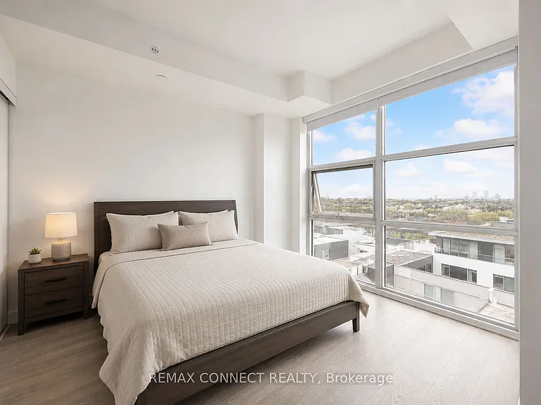 1787 Saint Clair Ave W #818 — Photo 6
