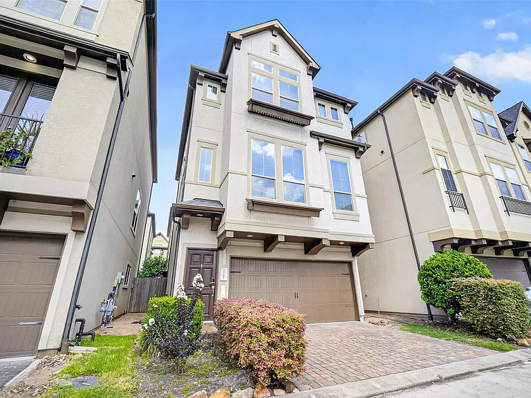 2707 Shadybrook Meadow Dr — Photo 2
