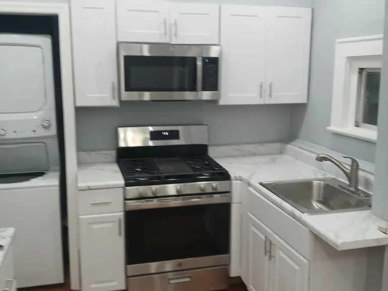 51 Poe Ave #3 — Photo 2