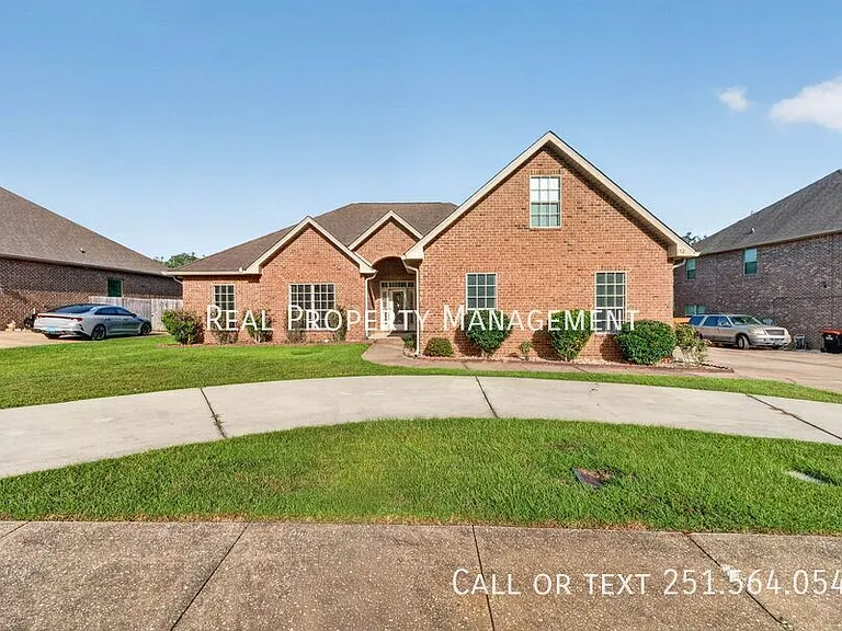 152 Heritage Cir — Photo 3