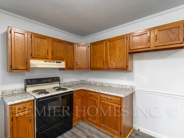 3812 Root Ave NE — Photo 9