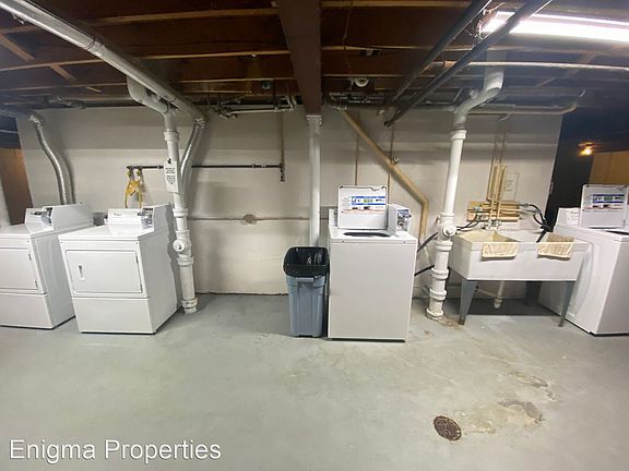 4th image of N113W15513 Francese Dr APT 7