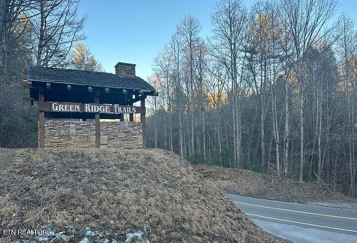 1st image of Green Ridge Trl