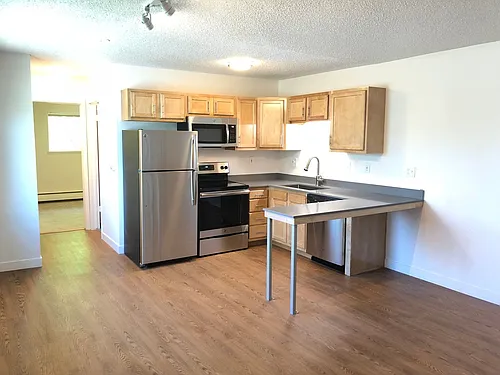 2200 Canyon Photo 1