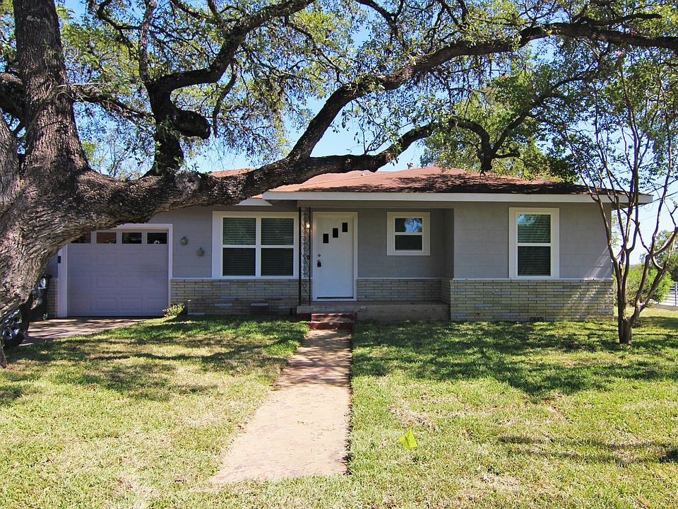 1st image of 106 Woodland Ave