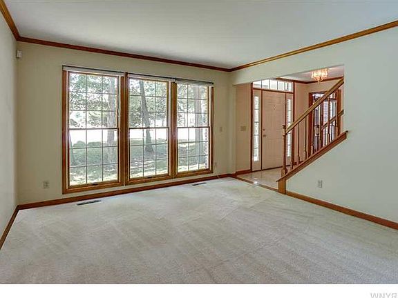 5th image of 10755 Rosewood Ln