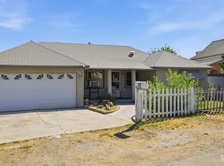 733 Decatur St, Bakersfield, CA 93308