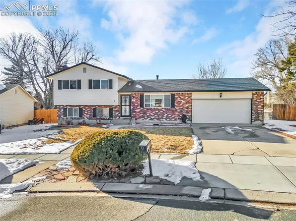 1318 Lewis Ln, Colorado Springs, CO 80915