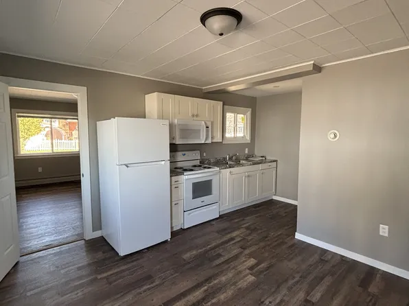 873 Palms Ave, Ishpeming, MI