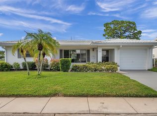 3450 101st Ter N #4, Pinellas Park, FL 33782