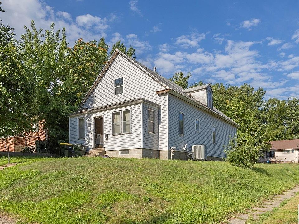 1st image of 1921 Isabella St