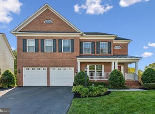 42385 Guildhall Dr, Ashburn, VA 20148
