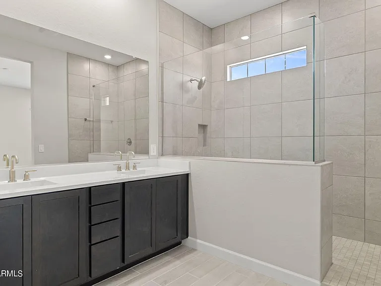 5042 E Anderson Dr — Photo 16