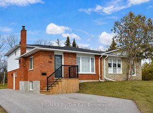 556 Spruce St, Collingwood, ON L9Y4B4
