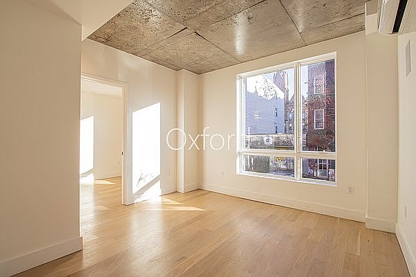 1st image of 150 Manhattan Ave #5A