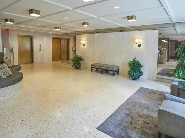 330 Third Avenue 3K image 9 of 10