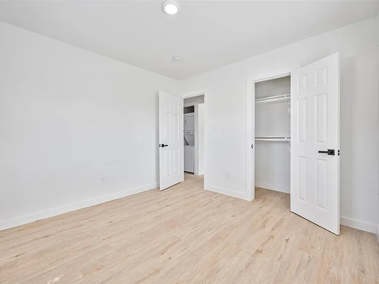 6811 Del Rio St #2 — Photo 11