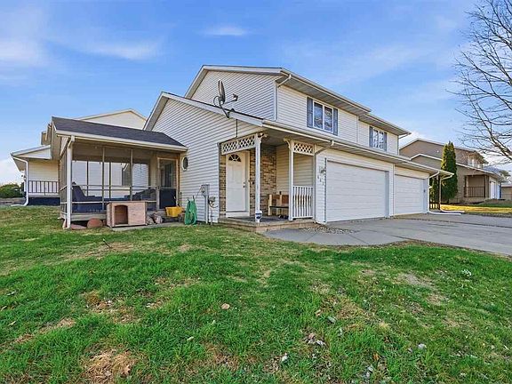 2nd image of 863 Boston Way