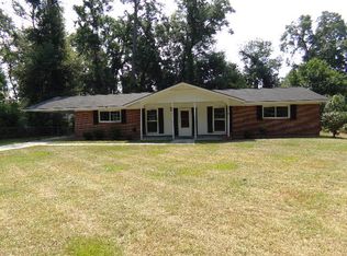 900 Magnolia Bluff Cir, Beaufort, SC 29902
