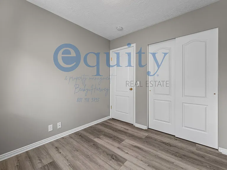 703 Ry Ln — Photo 13