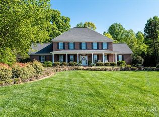 1275 Thurber Ln, Newton, NC 28658