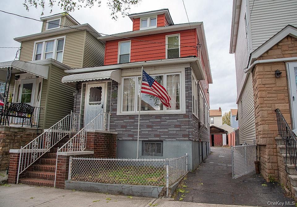 1st image of 2931 Coddington Avenue