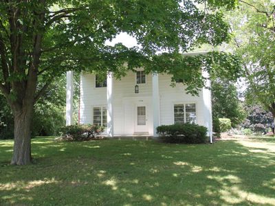 17730 Greenbrier Dr, Brookfield, WI, 53045