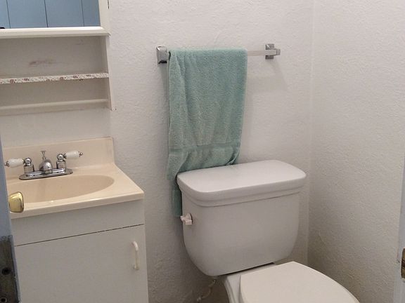 1/4 bathroom