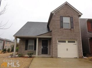 304 Lauren Dr, Fairburn, GA 30213