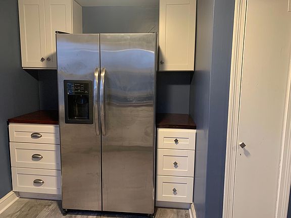 Full size refridgerator